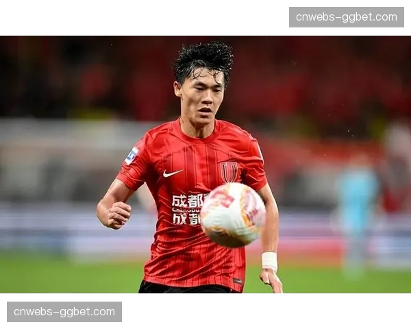 独家专访成都蓉城前锋:谈如何在高压防守下保持射门精度 独家专访成都蓉城前锋:谈如何在高压防守下保持射门精度